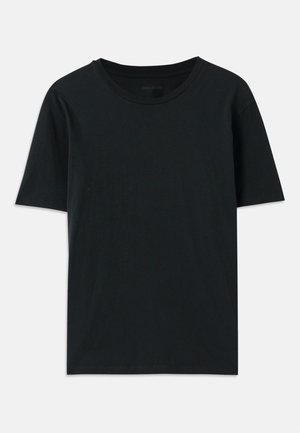 T-shirt noir à manches courtes en tissu doux, avec un col rond et une coupe décontractée. Design simple sans motifs ni accents visibles.