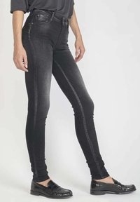 Le Temps Des Cerises Slim fit jeans - noir