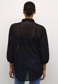 Kaffe KALOREN - Bluza s gumbima - black deep