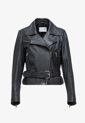 Schwarze Leder-Motorradjacke mit Gürtel, ausgestattet mit einem Reißverschluss vorne, zwei Seitentaschen und asymmetrischen lapellen. Glatte Textur.