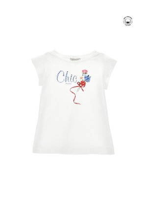 Biała koszulka z organicznej bawełny, z krótkimi rękawami i okrągłym dekoltem. Z kolorowym kwiatowym wzorem oraz napisem "Chic" ozdobionym niebieskimi kryształkami.