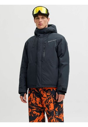 Ziemas jaka - black beauty