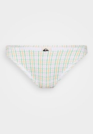 Bikini-pohja, joka on valmistettu tekstuurillisesta kankaasta, jossa on vaaleanvihreä, oranssi ja valkoinen ruutukuosi. Takana on pieni musta logo.