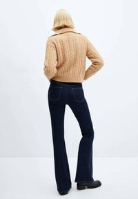Mango Sweter