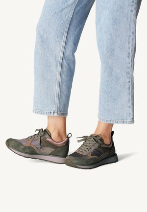 Tamaris Trainers - sage comb