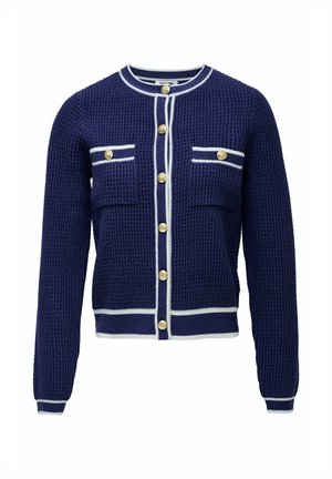 Cardigan bleu marine texturé avec bordure blanche, manches longues, boutons dorés sur le devant et sur deux poches poitrine.