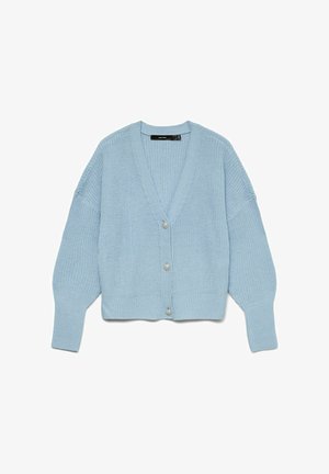 Cardigan bleu clair en tricot avec col en V, manches longues, poignets et ourlet côtelés, et trois boutons décoratifs sur le devant.