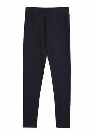 Fekete leggings sima, rugalmas anyagból, széles, elasztikus derékpánttal, testhezálló kialakítással és láthatatlan varrások vagy minták nélkül.