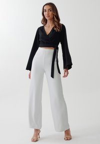 TUSSAH CAITLIN BLOUSE - Bluse - black