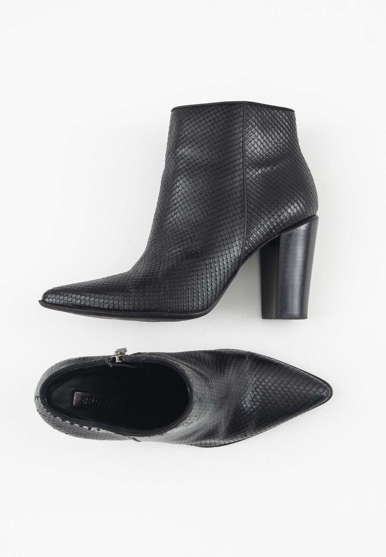 Enkellaarsjes met hoge hak black Enkellaarsjes met hoge hak black