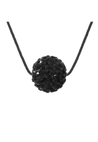 Collier pendentif sphérique noir en matériau texturé et facetté ; suspendu à un mince cordon noir.