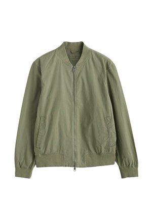 Hellolivgrüne Herren-Bomberjacke mit durchgehendem Reißverschluss, geripptem Kragen, Bündchen und Saum sowie zwei Seitentaschen.