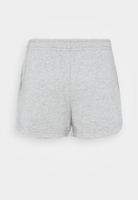 Ljusgrå bomullsshorts med elastisk midja, sidofickor och avslappnad passform. Sömmen är rundad med synliga sömmar.