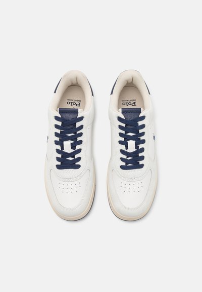 Polo Ralph Lauren MASTERS COURT LEATHER SUEDE SNEAKER UNISEX - Trainers - deckwash white/navy