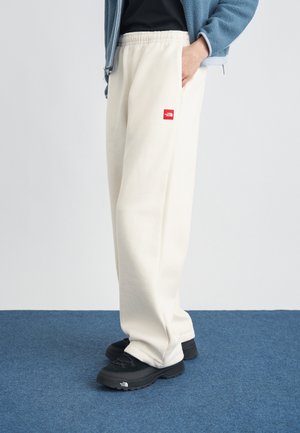 RED BOX - Træningsbukser - white dune