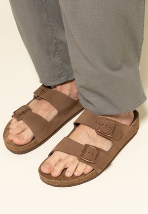 Gusti Leder, VONDRA - Pantolette flach - braun