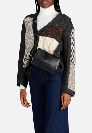 Burkely NATURAL NORAH - Umhängetasche - black