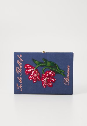 BOOK IN THE THRILL OF A ROMANCE - Pochette - ocean