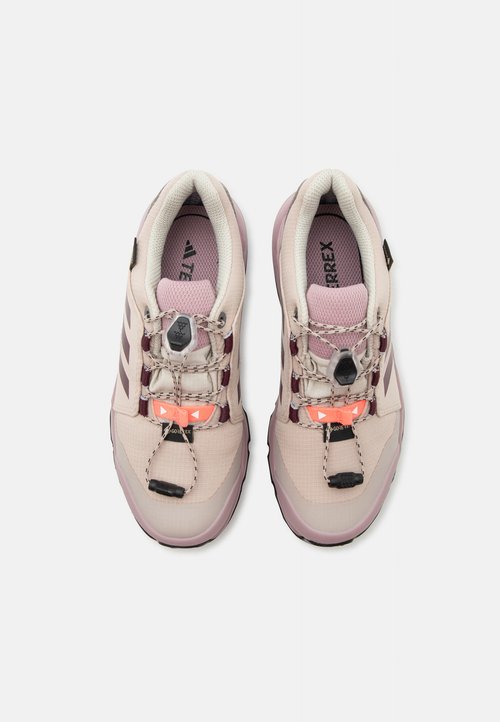 adidas GTX UNISEX - Hiking shoes - taupe/maroon/magic mauve — photo 4