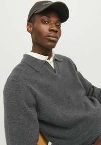 Jack & Jones EINFARBIG - Polosärk - iron gate