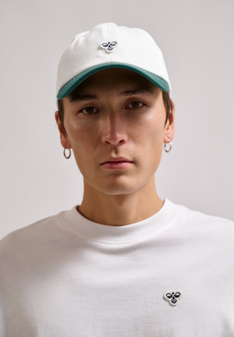 Hummel BEE - Cap - tofu eden