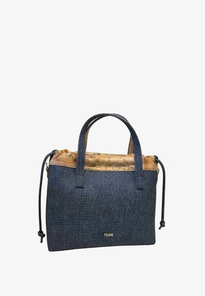 Blaue strukturierte Handtasche mit zwei Griffen und einem oberteil in Hellbraun mit Kartenmuster und Kordelzugverschlüssen an jeder Seite.