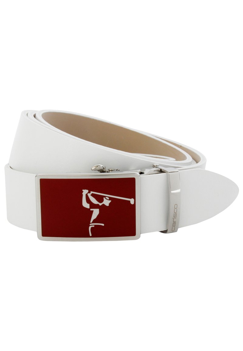 Weißer synthetischer Gürtel mit einer rechteckigen roten Schnalle, die eine Golfer-Silhouette in Weiß zeigt. Chrome-Hardware-Akzente. Glatte Textur.