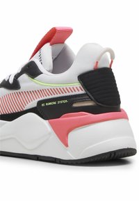 Puma RS-X REINVENTION - Terepfutó cipők - white- black