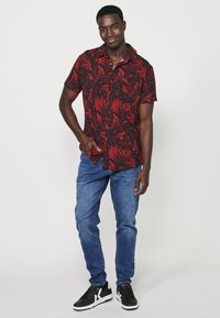 Koroshi SHORT SLEEVE - Camicia - rojo   red