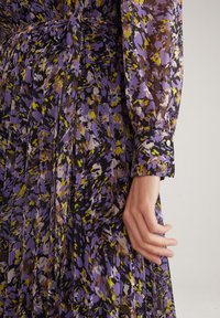 JOOP! PLISSEE IN GEMUSTERT - Day dress - lila gelb gemustert