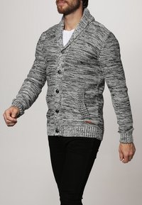 Pier One Kofta - black