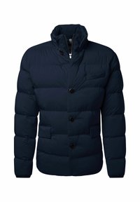 Marineblauwe gewatteerde jas met hoge kraag, knopen aan de voorkant, twee voorzakken en een gestikte textuur. Kenmerkt zich door een schone, gestructureerde uitstraling.