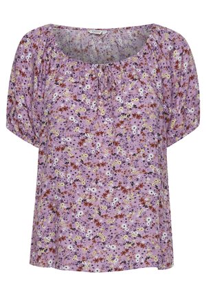 Blouse florale violette avec des manches courtes à volants, un col froncé avec cordon de serrage, et un tissu léger, doux avec un motif texturé.