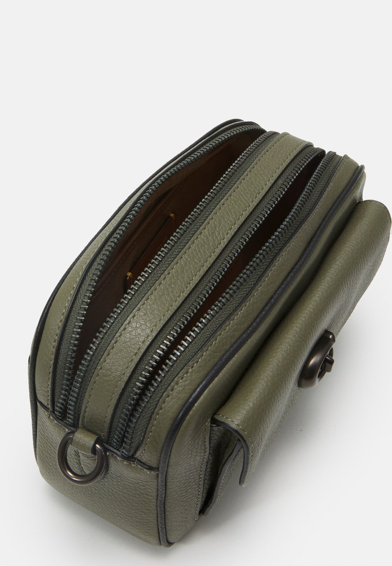 Damen Handtaschen | Coach WILLOW CAMERA Umhängetasche army green multi/grün - JG92773 Damen Handtaschen | Coach WILLOW CAMERA Umhängetasche army green multi/grün - JG92773