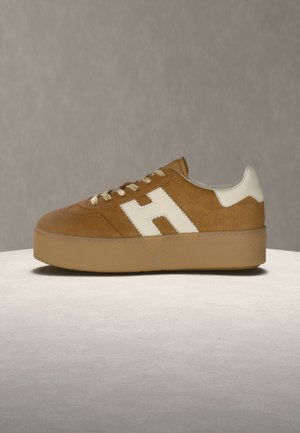 ALLACCIAT - Sportcipő - brown