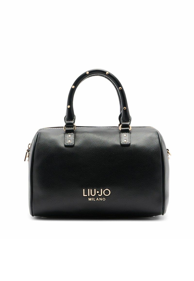 Schwarze Lederhandtasche mit strukturiertem Design, goldenen Hardware-Akzenten, Schultergriffen mit Nieten und einem Logo auf der Vorderseite.