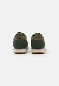Woden YDUN ICON - Baskets basses - cypress