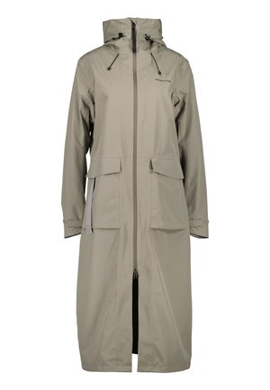 Langer beiger Regenmantel mit Kapuze, Frontreißverschluss, verstellbaren Kordeln an der Kapuze, zwei großen Klappentaschen und langen Ärmeln.