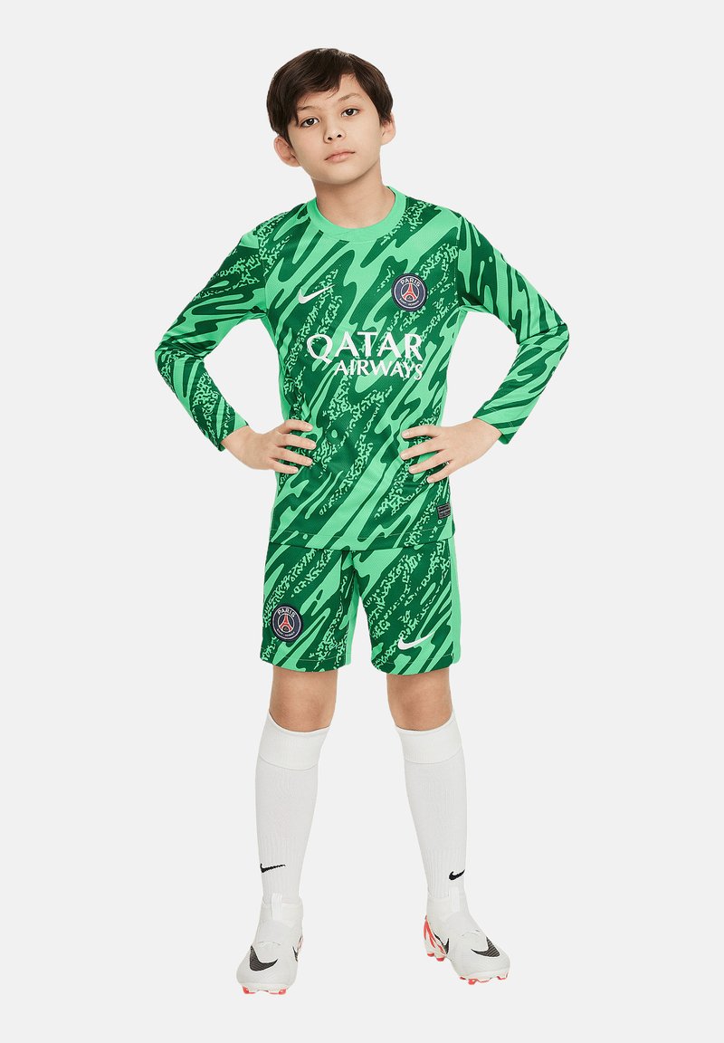 Nike Performance Fanartikel groen