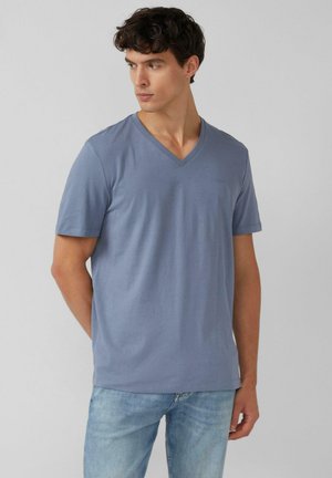 - T-shirt basic