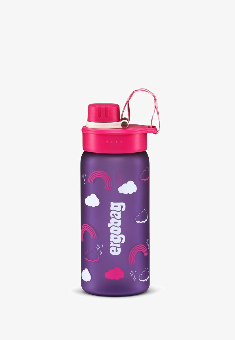 Lila Wasserflasche mit einem rosa Deckel, versehen mit Wolken- und Regenbogenmustern. Aus Kunststoff mit einer strukturierten Oberfläche und einem Tragegurt.