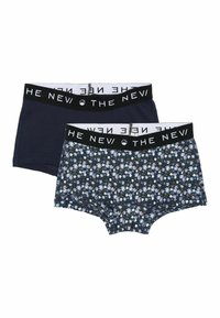 Večbarvna cvetna vzorec in temno modre kratke hlače z črnim elastičnim pasom, označenim z besedilom "NOVA" v beli barvi.
