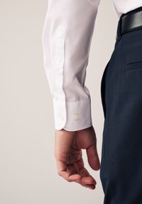 Next PLAIN SHIRTS TWO PACK - REGULAR FIT DOUBLE CUFF - Srajca - white