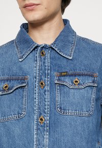 Tiger of Sweden Džínová bunda - blue