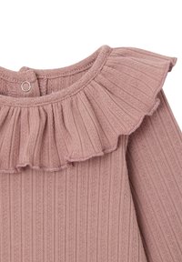 Rosa gerippter Stoff mit einer strukturierten Oberfläche. Verfügt über einen Rüschenkragen und einen Knopfverschluss hinten. Weicher, leichter Griff.