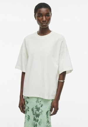 Basic T-shirt - cloud dancer