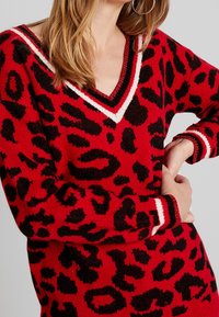 Derhy Sweter