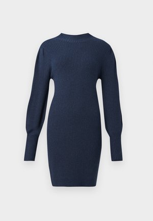 Abito a maglia a coste di colore blu navy con maniche lunghe, scollo rotondo e silhouette aderente, caratterizzato da una lieve texture e lunghezza sopra il ginocchio.