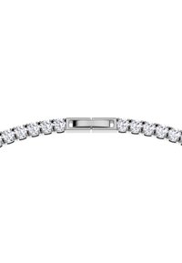 Sølvarmbånd med en række runde, klare cubic zirconia-stene sat i en klorække, med en sikker låsemekanisme.