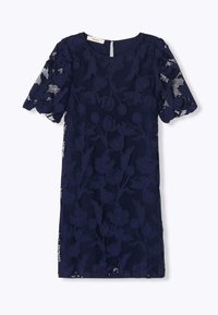 Robe bleu marine avec un motif en dentelle florale, manches courtes bouffantes, col rond et un dos avec une fermeture à clé et un petit bouton.